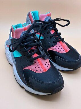 *EUC* NIKE Air Haurache Womens Running Black Coral Teal Shoes Sneakers Sz 7.5